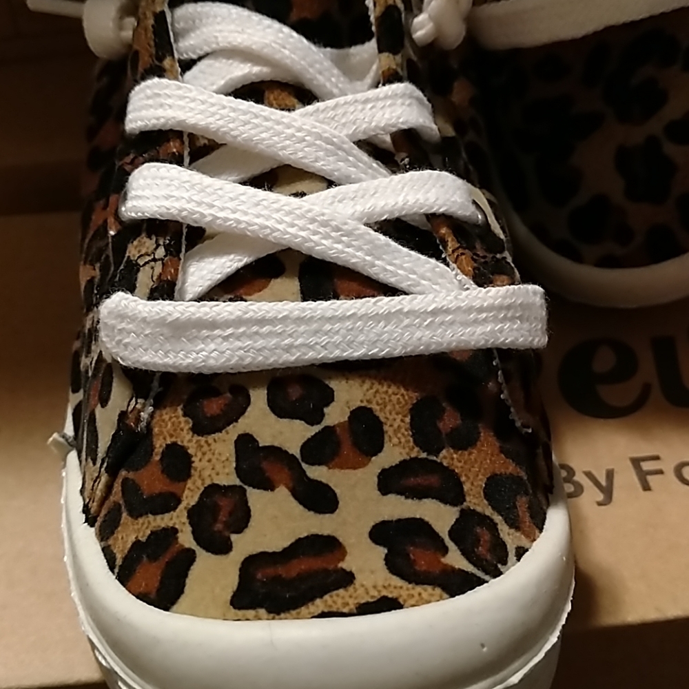 Leopard Print Sneakers - Picture 6 of 8